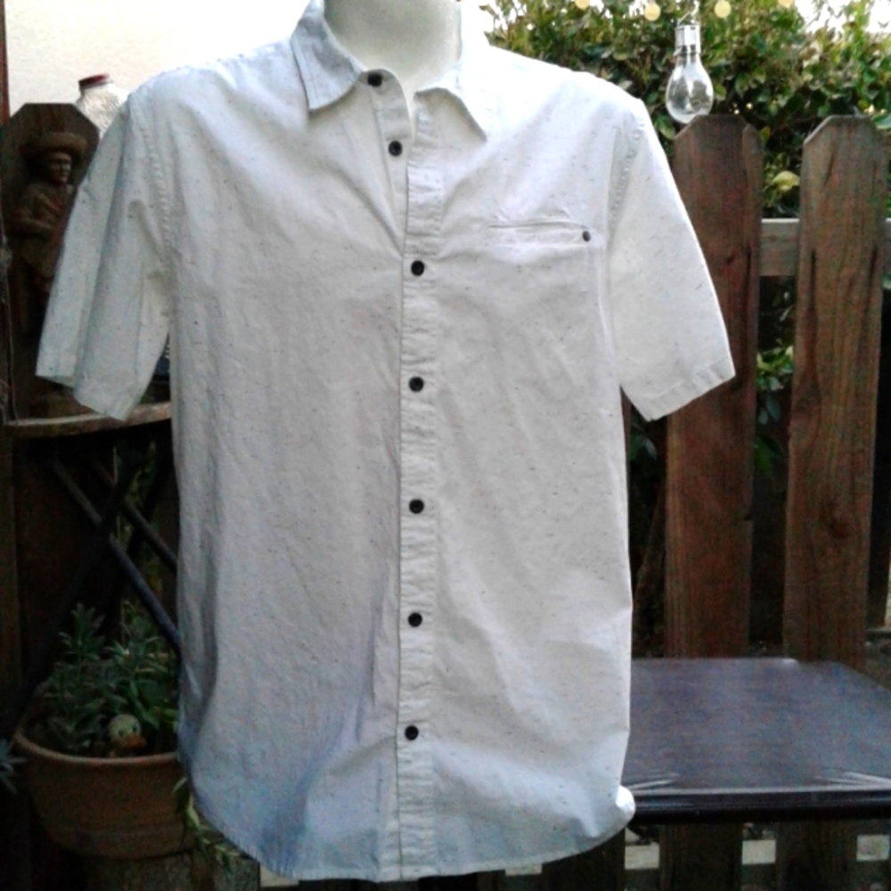 Men's short sleeve button down shirt good condition size 1X off white